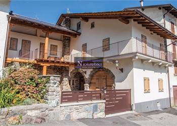 Casa di lusso a Gromo